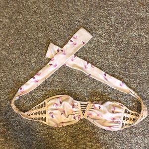 Acacia island orchid top